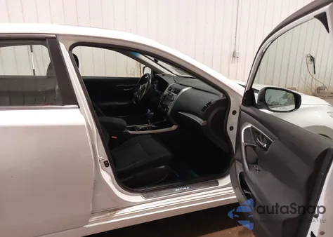 2014 Nissan Altima 2.5 Sv from USA, damaged, VIN 1N4AL3AP1EC413646